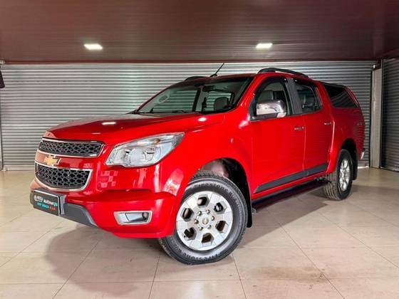 CHEVROLET S10 2.5 LTZ 4X4 CD 16V FLEX 4P MANUAL CHEVROLET S10 2.5 LTZ 4X4 CD 16V FLEX 4P MANUAL
